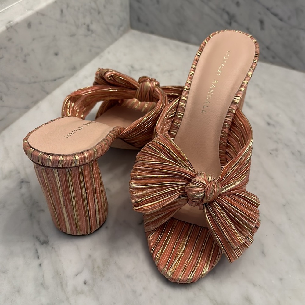 Penny heel, gold and coral. 3.5” worn once!